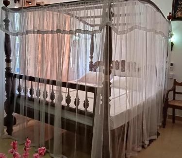 Nalagasdeniya Hotel | Hotel Dolphin Hikkaduwa