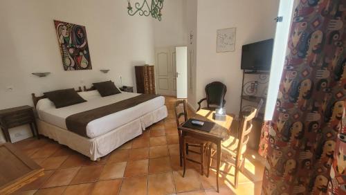 Arles City Centre Hotel | Hotel Du Forum