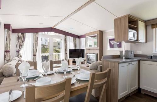 Hamworthy Apartment | Hotel du Van - Activities On-site