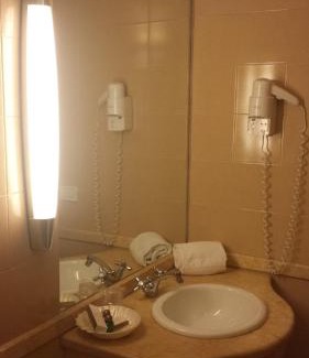 Marina District Hotel | Hotel Due Colonne