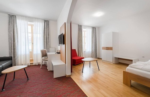 Tolmin Hotel | Hotel Dvorec