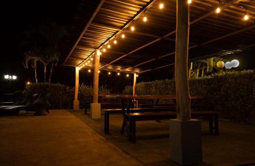 Quepos Hotel | Hotel El Rancho