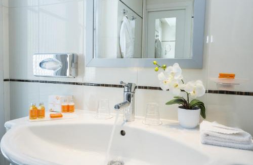 Chaillot Hotel | Hotel Elysées Bassano