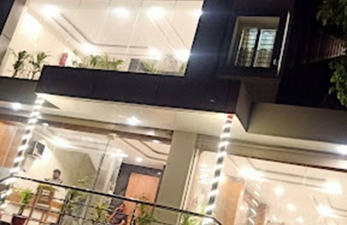 Bhubaneshwar Hotel | Hotel Elysian Premium