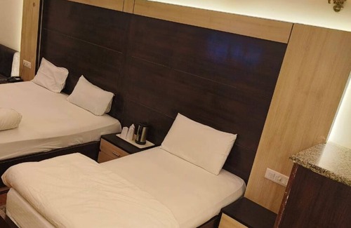 Agra Hotel | Hotel Eminent
