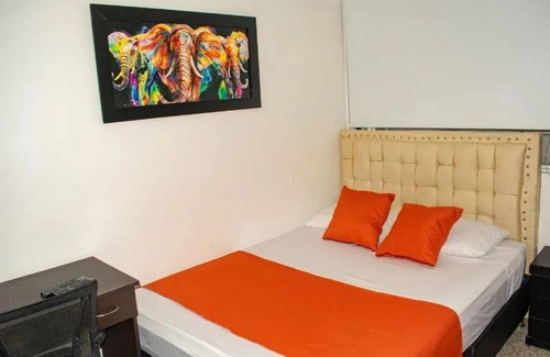 Suba Bed & Breakfast | Hotel Flamante Bulevar- Quadruple room with bathroom