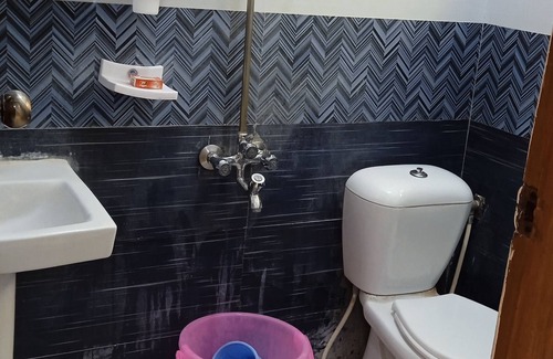 G-6 Sector Hotel | Hotel Flower of Capital