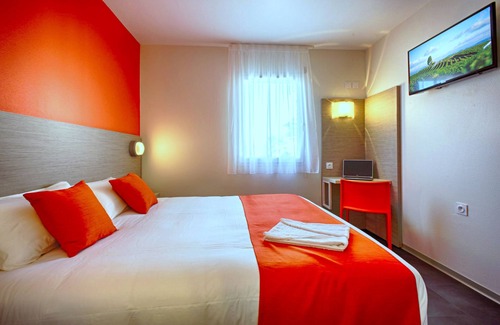 Cenon Hotel | Hotel Formule Club Bordeaux Cenon