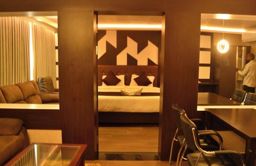 Tiruchirappalli Hotel | Hotel Free Birds