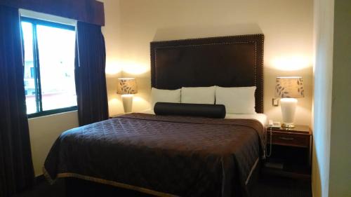 Tijuana Hotel | Hotel Frontiere Tijuana