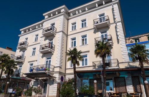 Opatija Hotel | Hotel Galeb