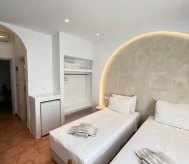 Naousa House | Hotel Galini
