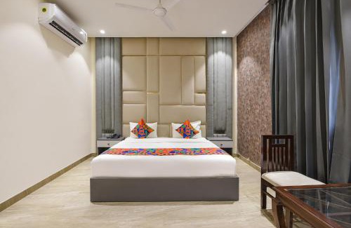 Noida Hotel | Hotel Ganeshwaram 149