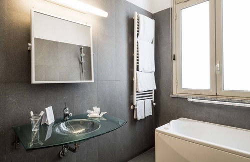 Ruggero Settimo Hotel | Hotel Garibaldi