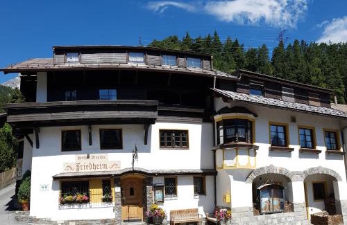 Sankt Anton am Arlberg Hotel | Hotel Garni Friedheim