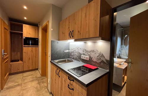 Garmisch-Partenkirchen Hotel | Hotel Garni Brunnthaler