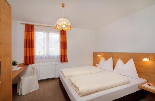 Tirolo Hotel | Hotel Garni Paler
