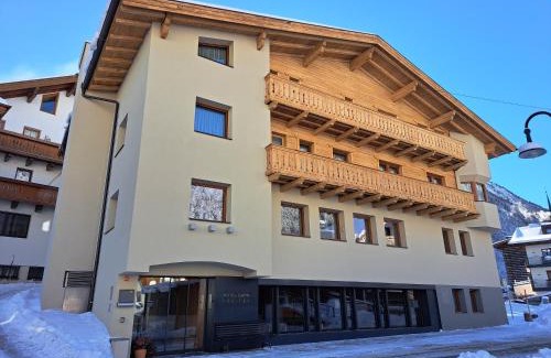 Ischgl Bed & Breakfast | Hotel Garni Pfeifer