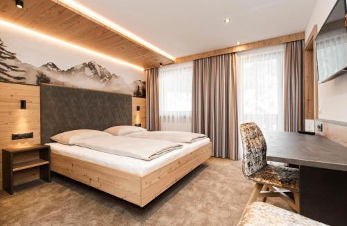 Ischgl Bed & Breakfast | Hotel Garni Pfeifer