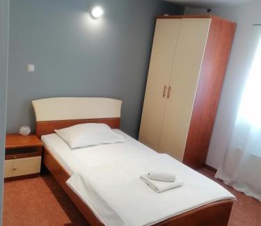Velika Gorica Hotel | Hotel Garny Pleso