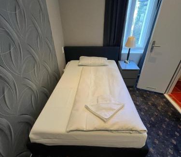 Wilmersdorf Hotel | Hotel Gasteiner Hof
