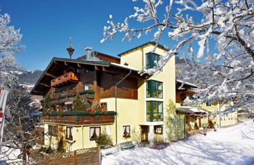 Niedernsill Hotel | Hotel Gasthof Kröll Nationalpark-Card, Bergbahnen, Großglockner, Restaurant mit regionaler Küche