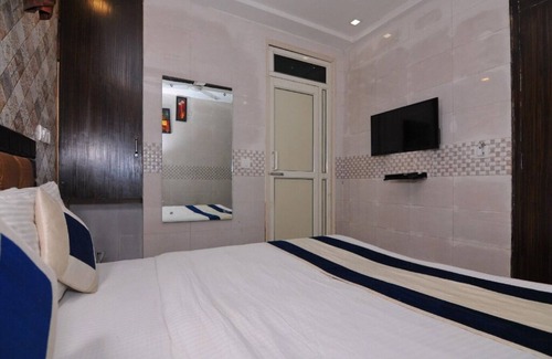 Kalkaji Hotel | Hotel Gera's