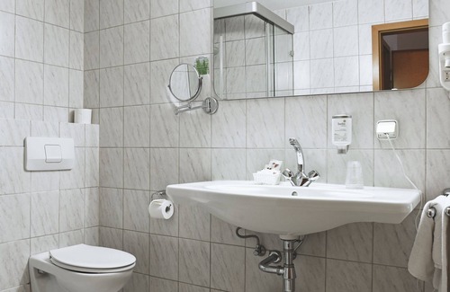 Landstuhl Hotel | Hotel Goldinger