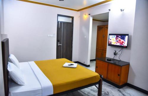 Gandhipuram Hotel | Hotel Grand Palace