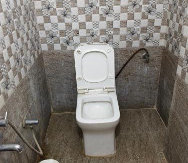 Madhapur Hotel | Hotel Green Leaf