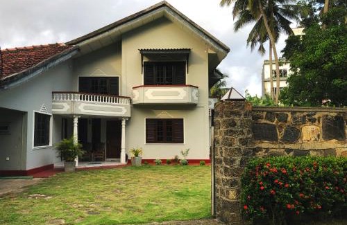 Kaduruduwa Hotel | Hotel Happy Vibes