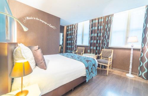 Historical Center Bruges Hotel | Hotel Het Gheestelic Hof by CW Hotel Collection
