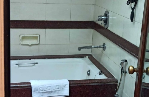 Navi Mumbai Hotel | Hotel Highway View