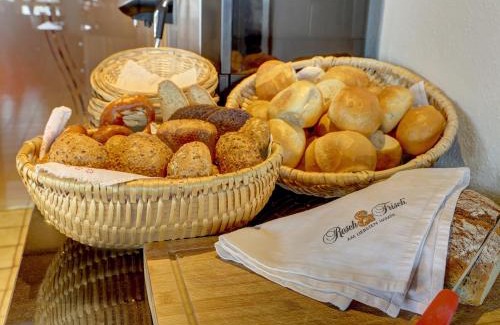 Achslach Hotel | Hotel Hirschenstein