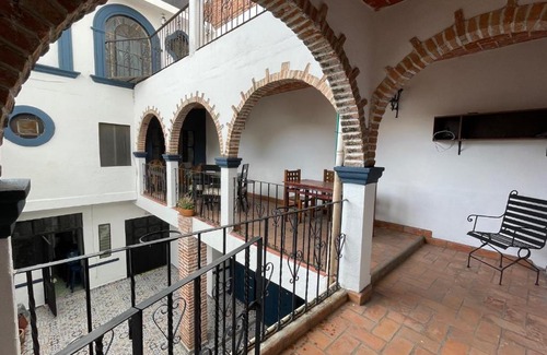 San Miguel de Allende Hotel | Hotel & Hostal Santuario