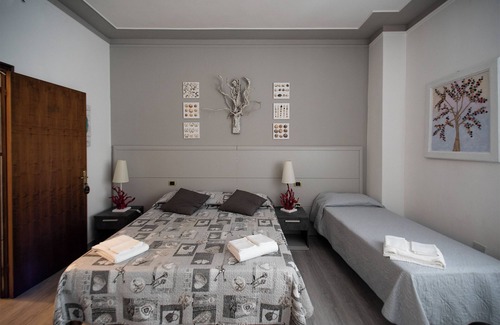 Follonica Hotel | HOTEL HRS