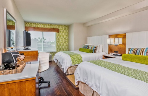 Anaheim Resort Hotel | Hotel Indigo Anaheim by IHG