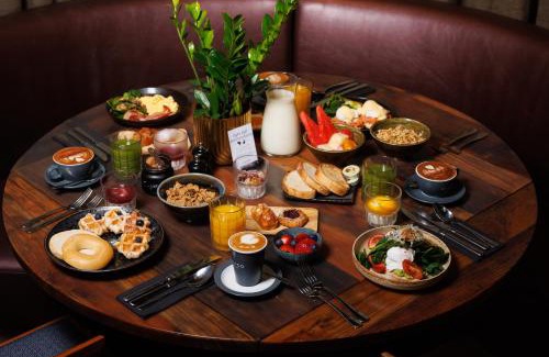 Brisbane Central Business District Hotel | Hotel Indigo Brisbane City Centre by IHG