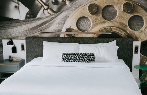 Downtown St. Louis Hotel | Hotel Indigo St. Louis - Downtown by IHG