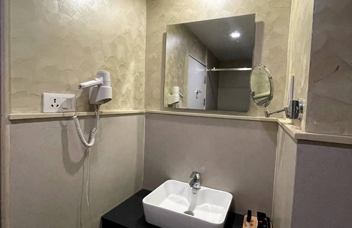 Kalpetta Hotel | Hotel Indriya Wayanad