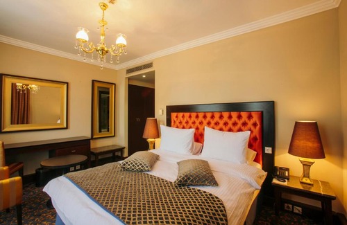 Old Boulevard Hotel | Hotel Intourist Palace Batumi