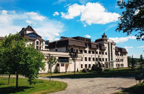 Nyzhnje Solotvyno Hotel | Hotel Irys by Derenivska Kupil