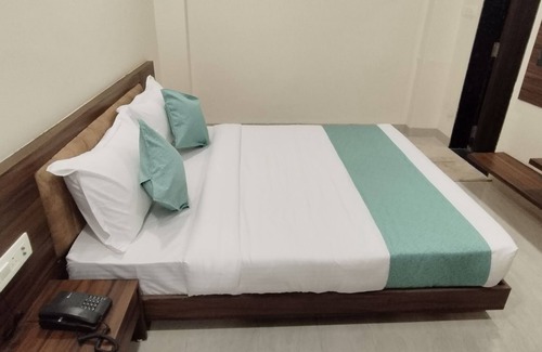 Indore Hotel | Hotel J Palace