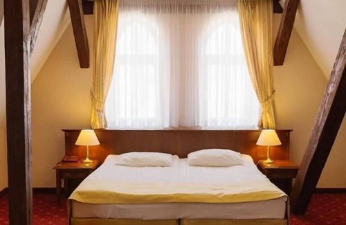 Olawa Hotel | Hotel Jakub Sobieski