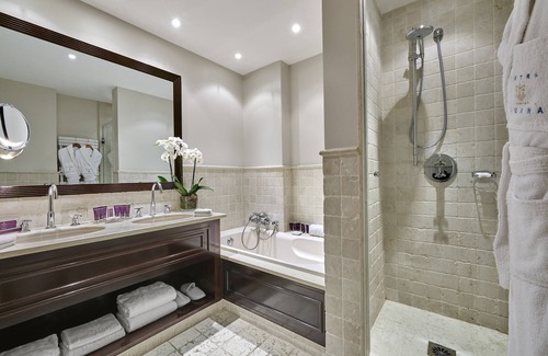 Juan-les-Pins Hotel | Hotel Juana
