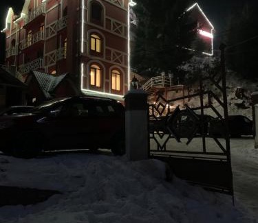 Polyanytsya Hotel | Hotel Kalyna