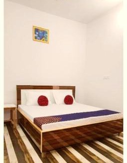 Sarnath House | Hotel Kashi Nest Near Dakshin Mukhi Hanuman ji Temple - Fully Air Conditioning Hotel