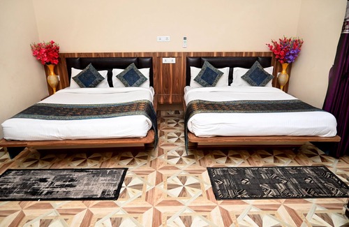 Varanasi House | Hotel KB Palace
