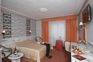 Eger Hotel | Hotel Korona Wellness, Rendezvény és Borszálloda