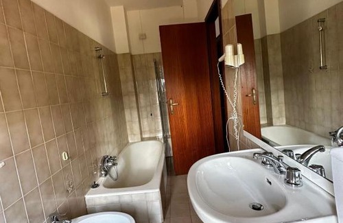Marina di Carrara Hotel | hotel La pineta